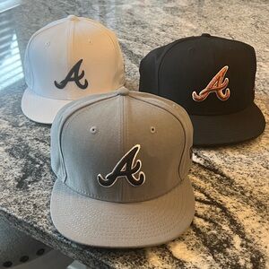 Men (3 ) Atlanta Braves Baseball caps.  Size 7. 5/8 or 60.6 CM.